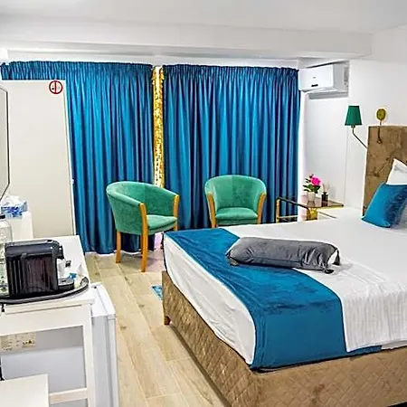 Hotel Avenue Venus - Avenue 3*
