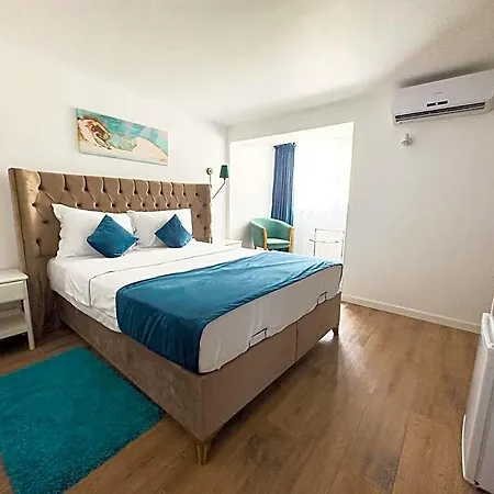 Hotel Avenue Venus - Avenue 3*